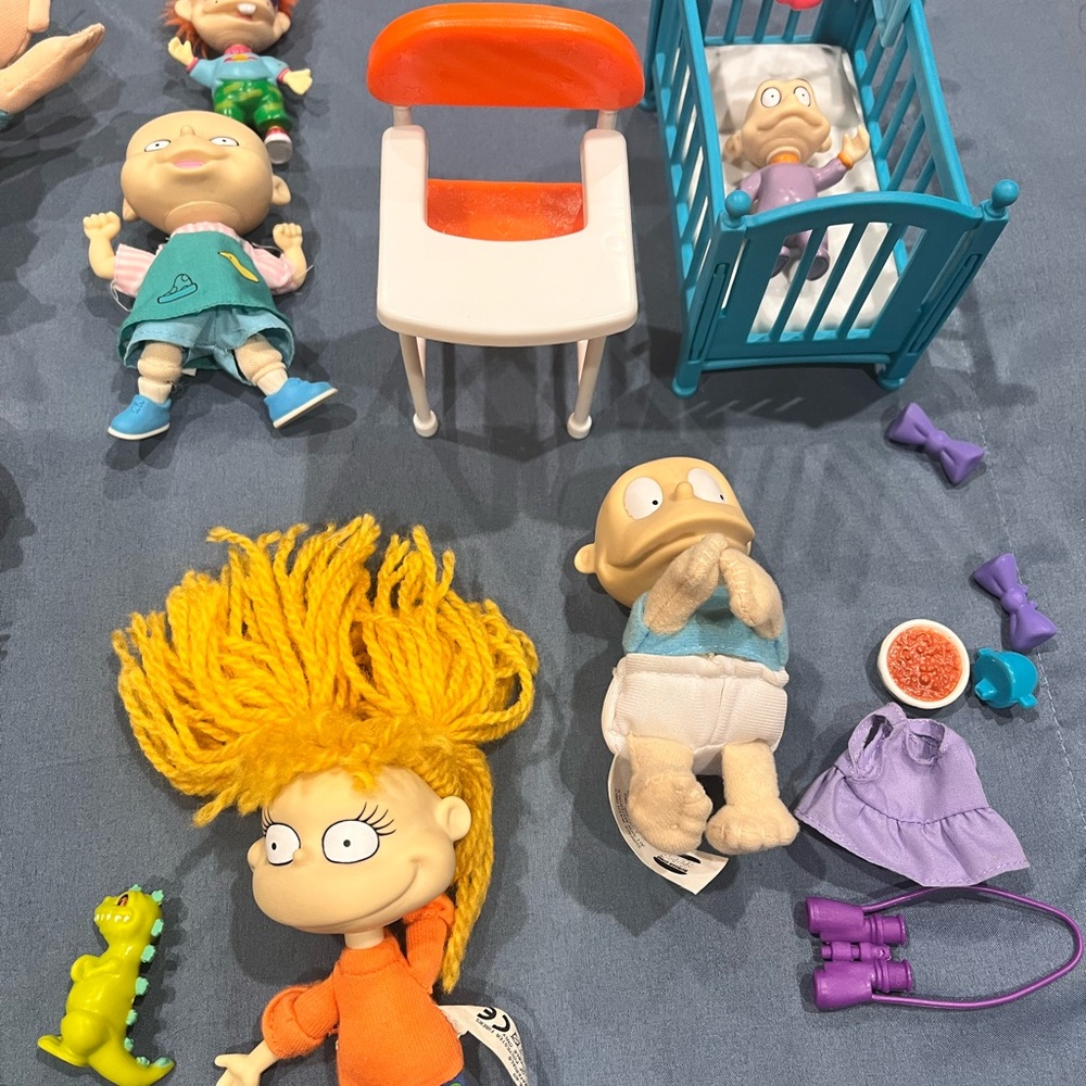 Vintage Rugrats Family Dolls & Accessories Toy Lot. Total of 24 pieces - Picture 7 of 8